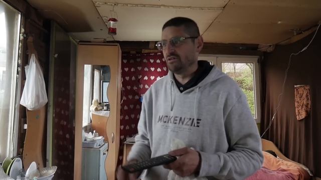 CE SCHIMBĂRI ȘI IMPROVIZAȚII A FĂCUT ARTHUR ÎN CAMERA MĂRITĂ?!💪🏾 + CUM A MAI SPART UN TELEVIZOR? смотреть онлайн
