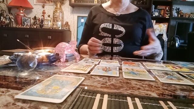 Желает ли ваш партнер вас снова увидеть после расставания? 😪💔Ответ ТАРО. (40+) смотреть онлайн