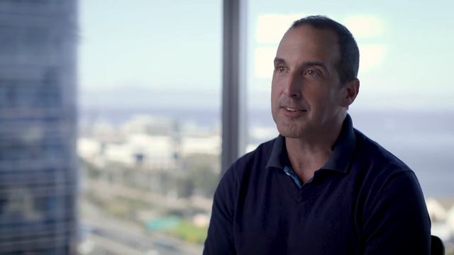 SAP SuccessFactors US: Brian's Employee Story смотреть онлайн