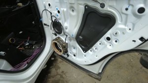 GEELY ATLAS / ЗАМЕНА АКУСТИКИ /  СТОИТ ЛИ МЕНЯТЬ? НЕДОСТАТКИ МОДЕЛИ