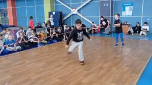 Баттл по Брейкингу. Супер вылет Михаила.Удивили Тренера.