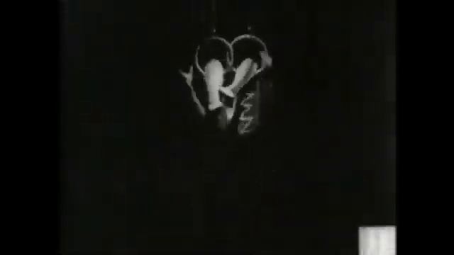 Luis Martinetti | Contortionist 1894 Человек Змея | акробат висит на кольцах и выполняет трюки смотреть онлайн