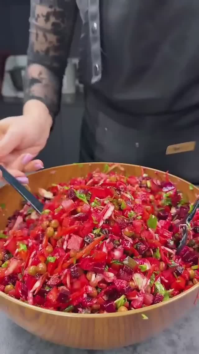 Винегрет из запеченных овощей! Это ОЧЕНЬ Вкусно и ПРОСТО! #shorts смотреть онлайн