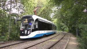 71-931М «Витязь-М» №31421 следует по маршруту № 6 «Метро Сокол — Братцево»