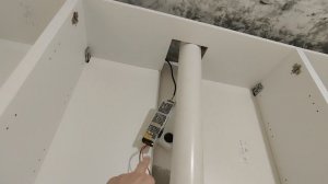 ОПЯТЬ ОДИН И ТОТ ЖЕ ВОПРОС, КУДА ВЫВОДИТЬ ПРОВОД ДЛЯ ПОДСВЕТКИ?