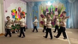 Танец "Богатырская сила"-"Слет Василис"-подготовительная группа "Звоночки" МБДОУ №8 "Колокольчик"