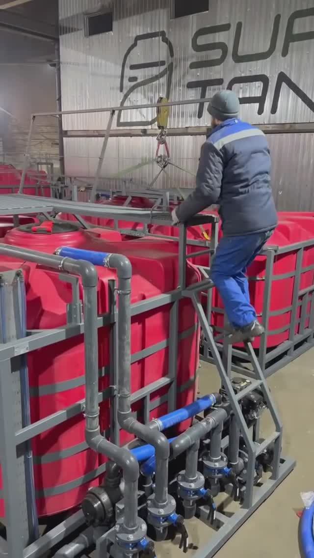 Складные поручни бывают и у кассет SURA TANK