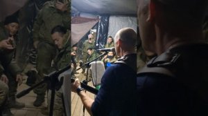 Исполнение песни Виталия Аксёнова «Попутчик»