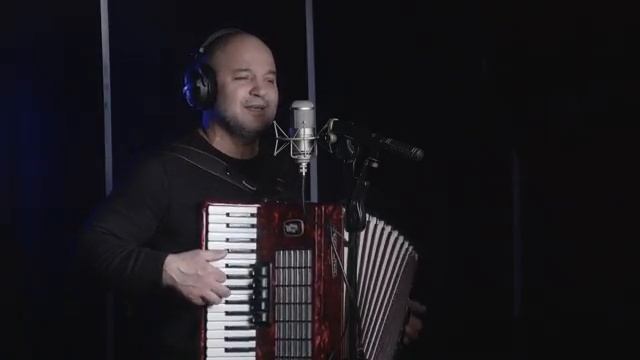 Сироҷиддин Фозилов _ Чак-чаки борон смотреть онлайн