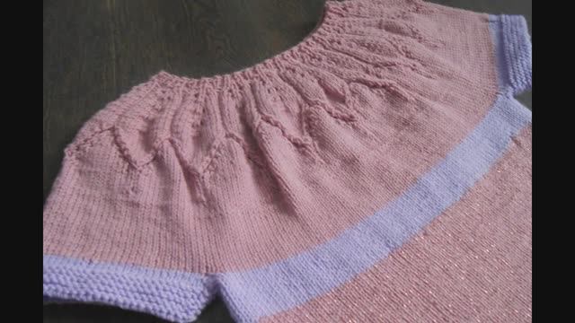 Вязаное платье на девочку. МК Марьюшка смотреть онлайн