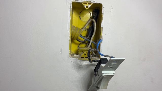 Interruptor inteligente - Avatto como instalar passo a passo смотреть онлайн