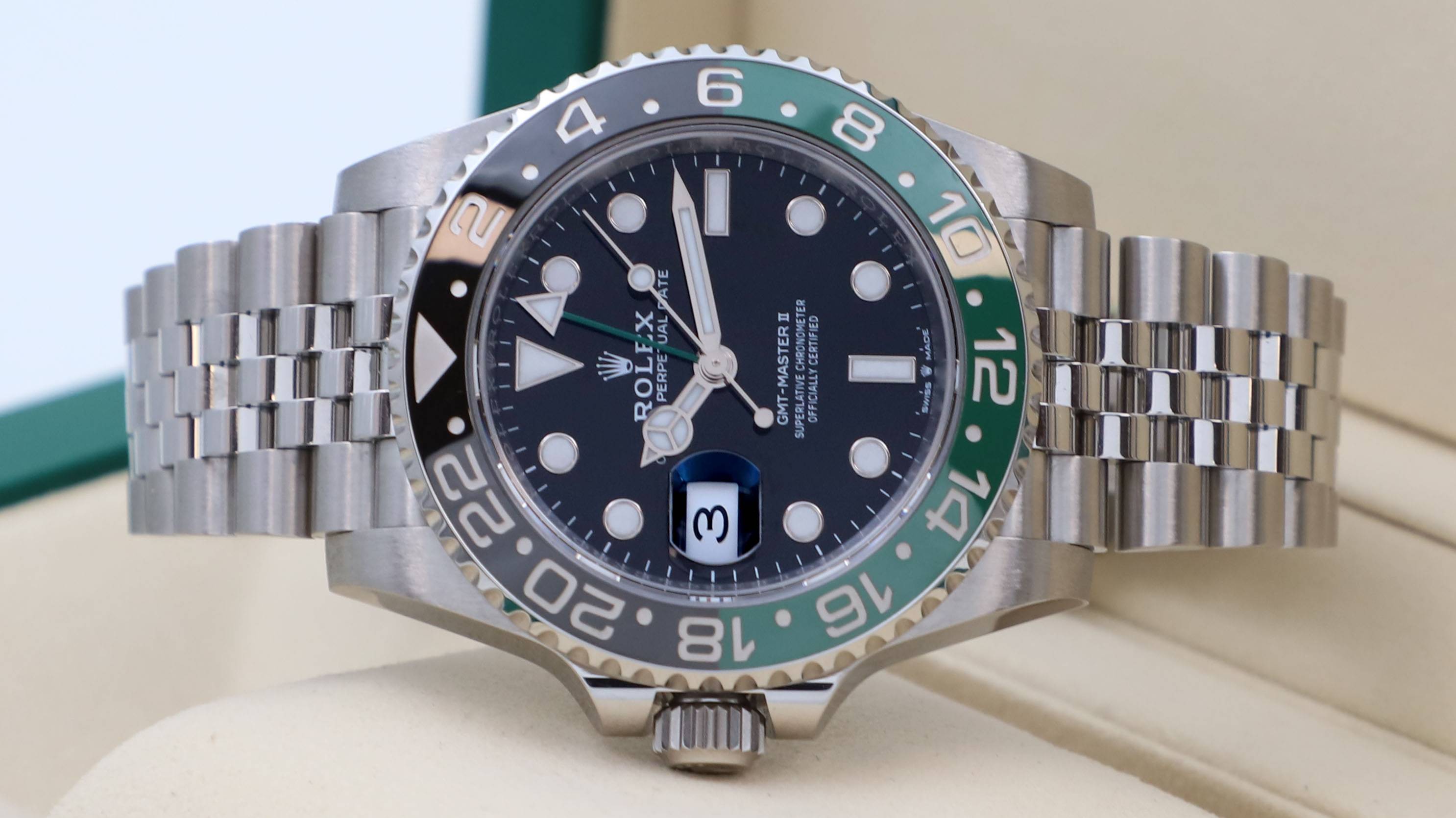 Rolex GMT-Master II Sprite Left-Handed 40 mm 126720 смотреть онлайн