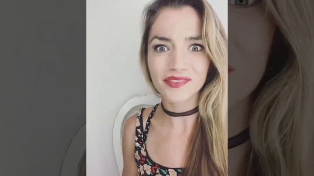 Lip Volumizer one month update! смотреть онлайн