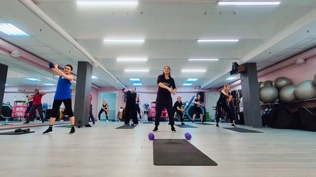 ФУНКЦИОНАЛЬНЫЙ ТРЕНИНГ / FUNCTIONAL TRAINING / ГРУППОВАЯ ТРЕНИРОВКА смотреть онлайн