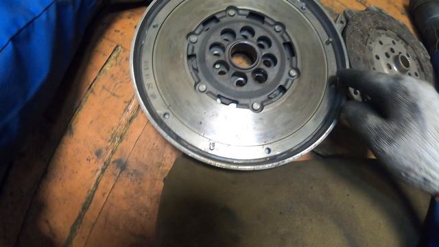 Маховик снятый