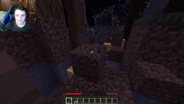 Minecraft's Black Hole Mod is PURE CHAOS... смотреть онлайн