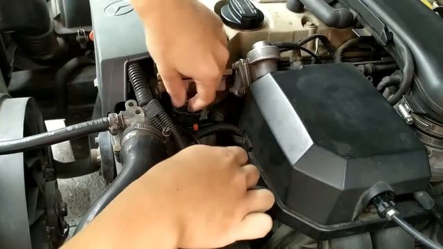 Ganti Sensor TD Atas (Camshaft Position Sensor) Mercedes Benz M111 C230, E230 смотреть онлайн