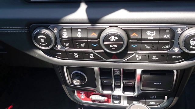 JEEP Wrangler Unlimited Rubicon【 新型ラングラー 2024年5月 6年ぶりビッグマイナーチェンジ】LE VOLANT CARS MEET 2024 YOKOHAMA смотреть онлайн