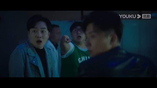 小夥在健身房遇到暴龍，恐怖的氛圍讓他大氣都不敢喘一口【異變暴龍 Metamorphosis】丨驚悚 災難 #奇妙影视馆 смотреть онлайн