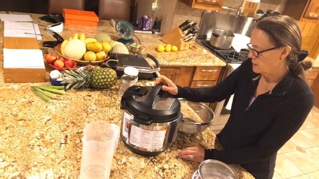 Cooking 4 items together the IP: black beans, purple barley, spelt grain and rye groat смотреть онлайн