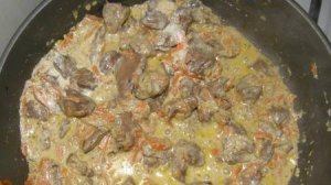 Тушенная куриная печенка