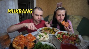 МУКБАНГ КАРТОШКА ЖАРЕНАЯ С КОТЛЕТАМИ / ПИЦЦА / PIZZA / САЛАТ КРАБОВЫЙ / EATING MUKBANG ASMR АСМР
