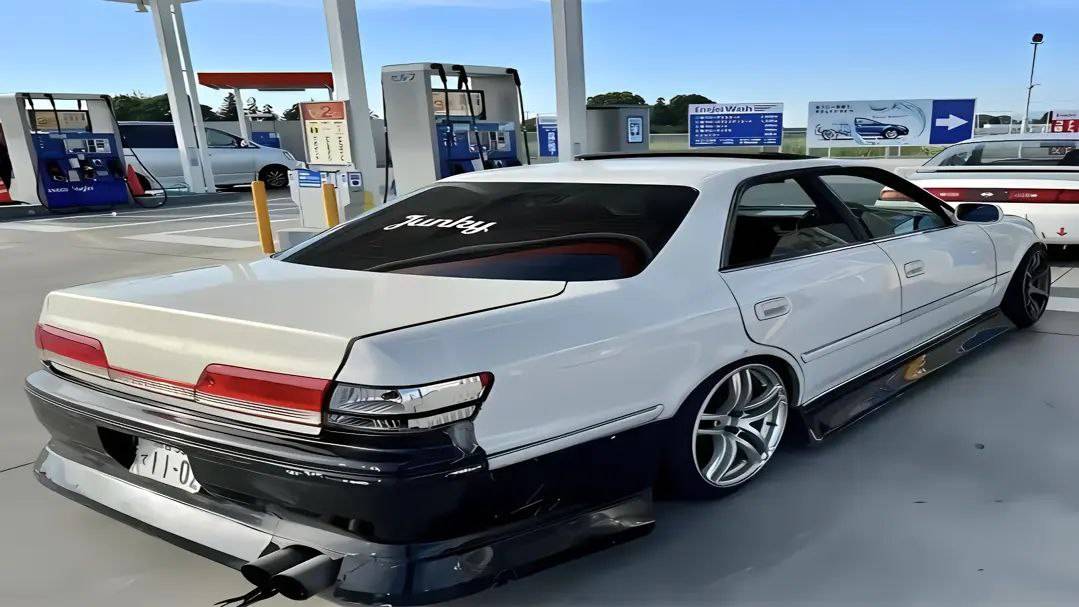 уже 2 отлетает