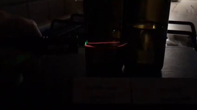 Orginal or fake olive oil test green laser. Zeytinyağımızın renkli şişede Lazer ile gerçeklik testi смотреть онлайн