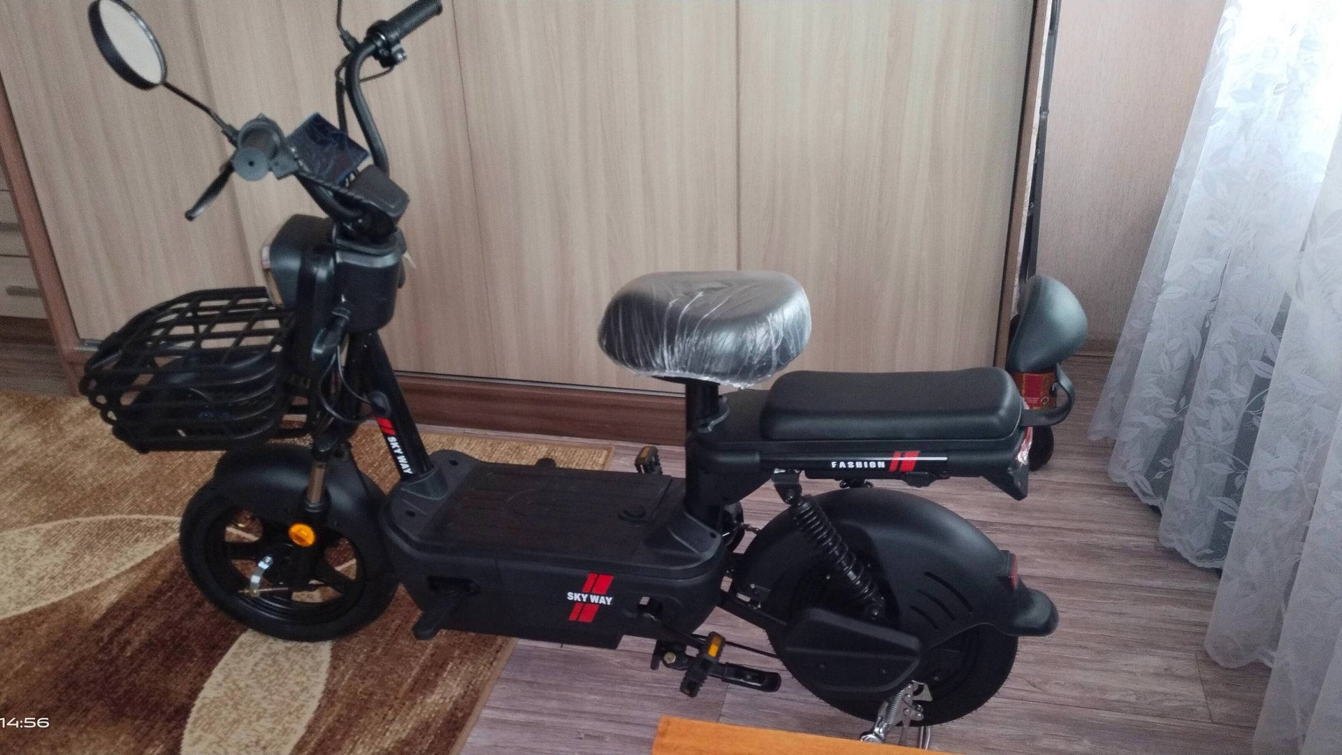 Пенсионер собирает электроскутер (велосипед) SKY WAY 500W 48V 12А 🚵🚲 смотреть онлайн