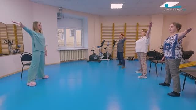 Зарядка для людей «серебряного» возраста. Комплекс общеукрепляющих упражнений смотреть онлайн