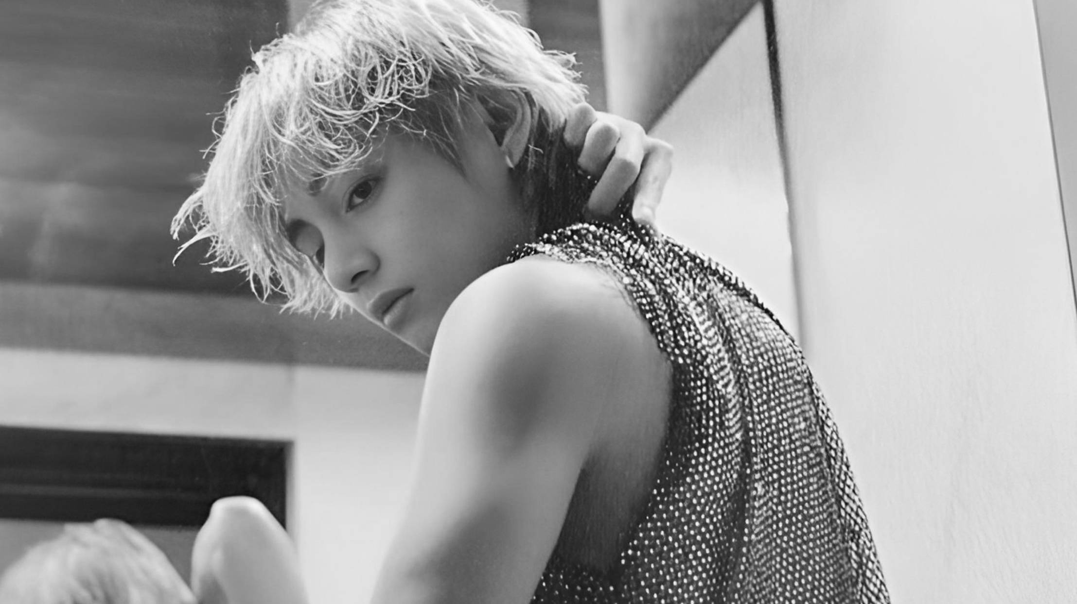 Ким Тэхён . "Reve" смотреть онлайн