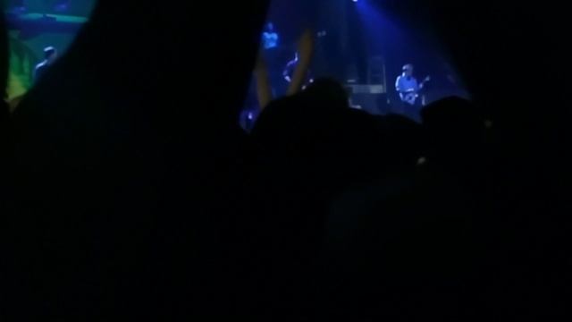 TheOffspring-MillionMilesAway