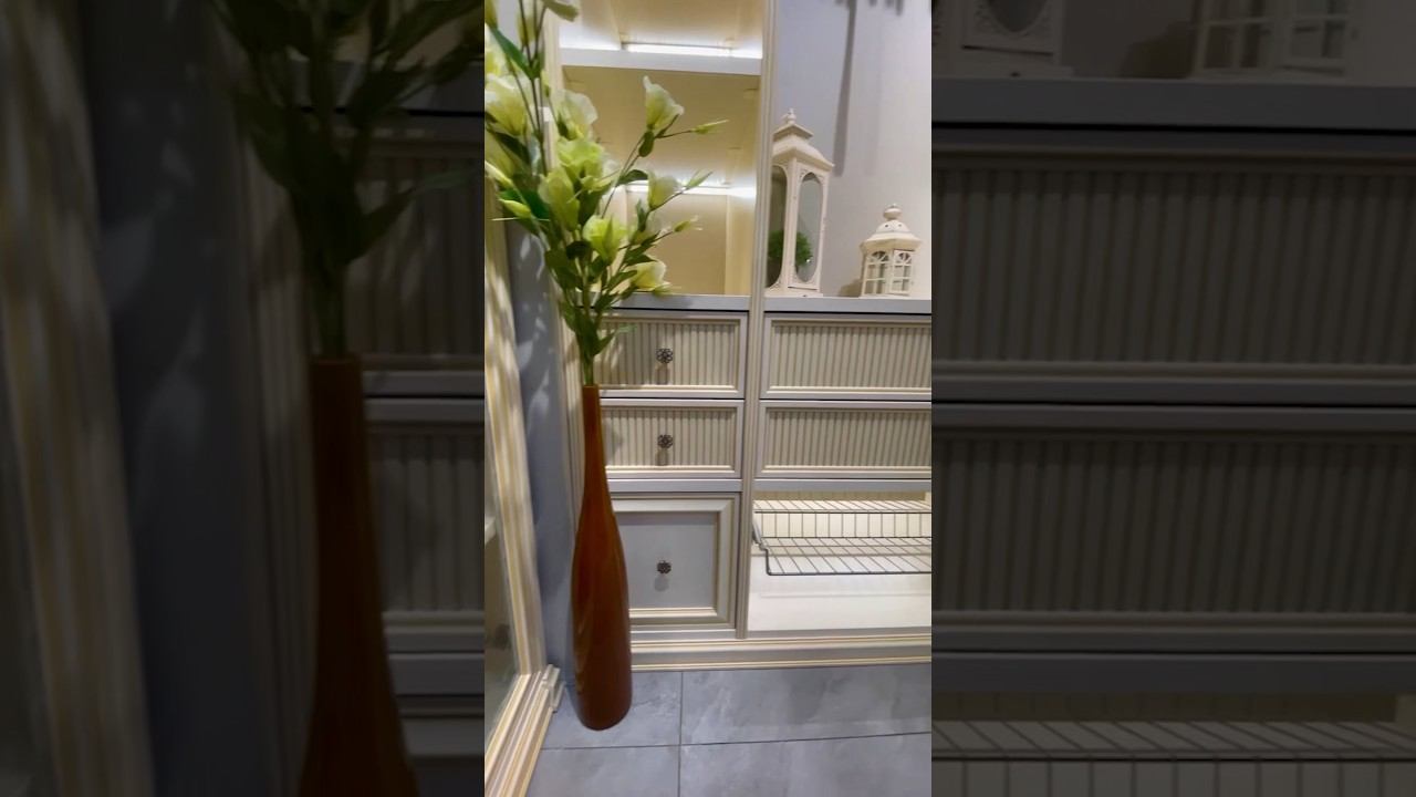 О таком мечтает каждая девушка! #shortsvideo #дизайнинтерьера #shortsyoutube #гардеробная #шотс смотреть онлайн