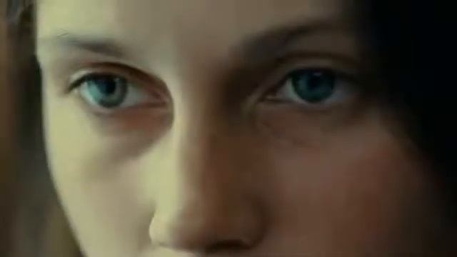 Молода и прекрасна смотреть онлайн