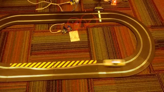 TurboScalextric police car controlled by RaspberryPi and Playstation 3 Controller смотреть онлайн