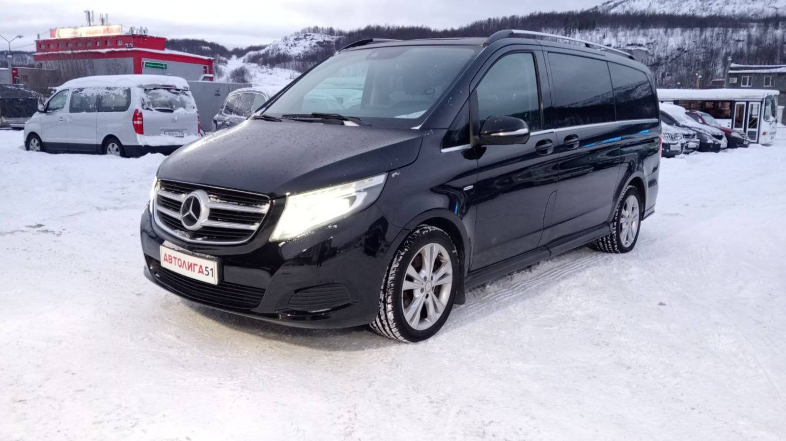Mercedes-Benz V-класс смотреть онлайн