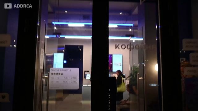 Менюборды и видеовитрина в кофейне 