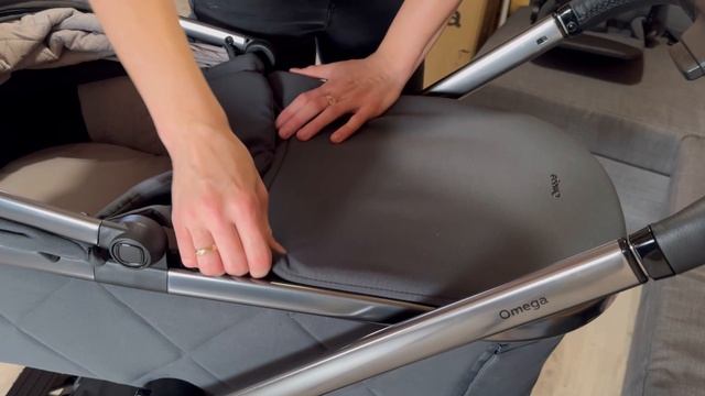 Коляска Carrello Omega распаковка и сборка смотреть онлайн