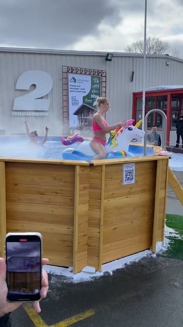 Это мы на выставке в Иркутске были с нашим деревянным бассейном Кристалл смотреть онлайн