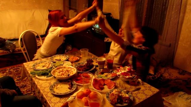 ДНЮХА ЛЁХИ НА ДАЧЕ 2015 смотреть онлайн