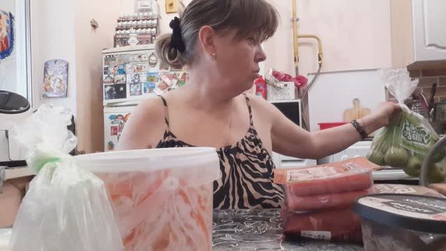 Откуда столько в моей голове , Что Купила посмотрим , Мукбанг с поболтушками смотреть онлайн