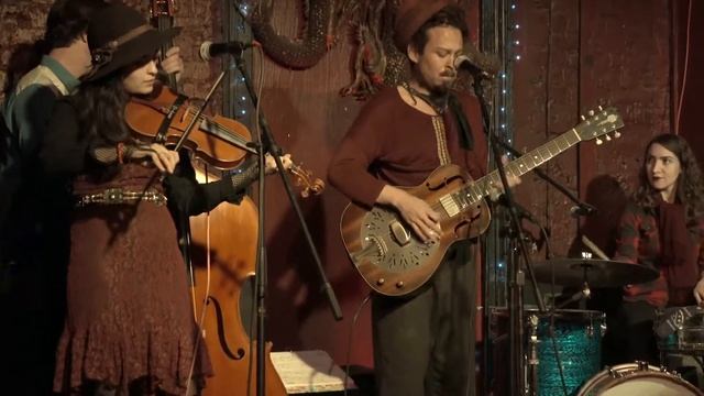 Milly Raccoon - Fine Art of Taking It Slow (feat. Nathan Rivera) смотреть онлайн