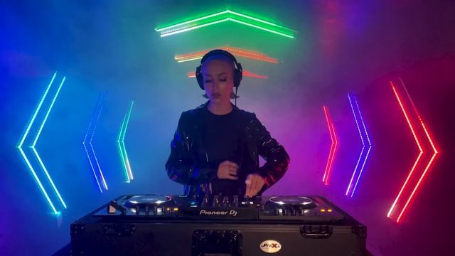 ARi - Metasin Live Series Ep. 004 (VEVAL.RU) смотреть онлайн