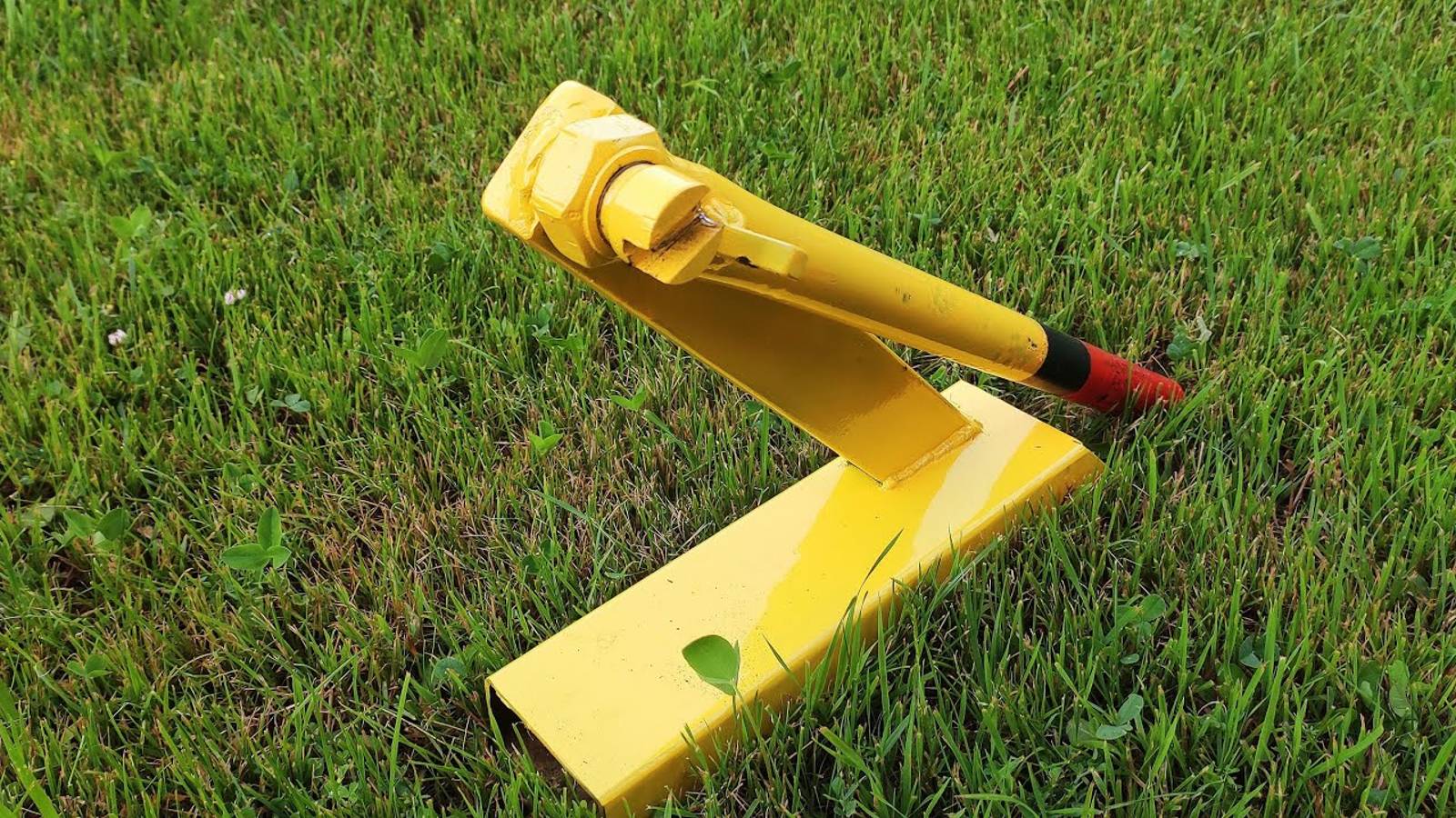 Изобретение домашнего мастера, которое он сделал из старых автомобильных запчастей смотреть онлайн