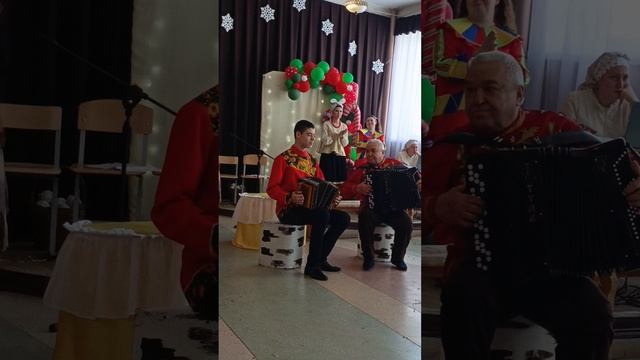 рнп "Во кузнице" смотреть онлайн