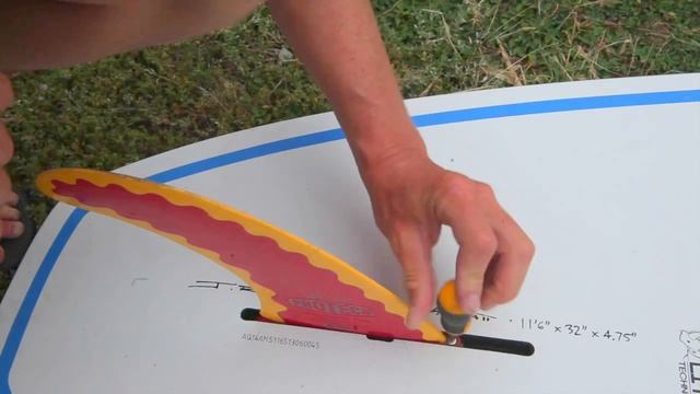 How to Install a Single Fin in a SUP смотреть онлайн