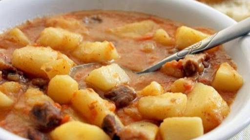 Рецепт тушеной картошки/тушеная картошка с курицей/stewed potatoes with chicken смотреть онлайн