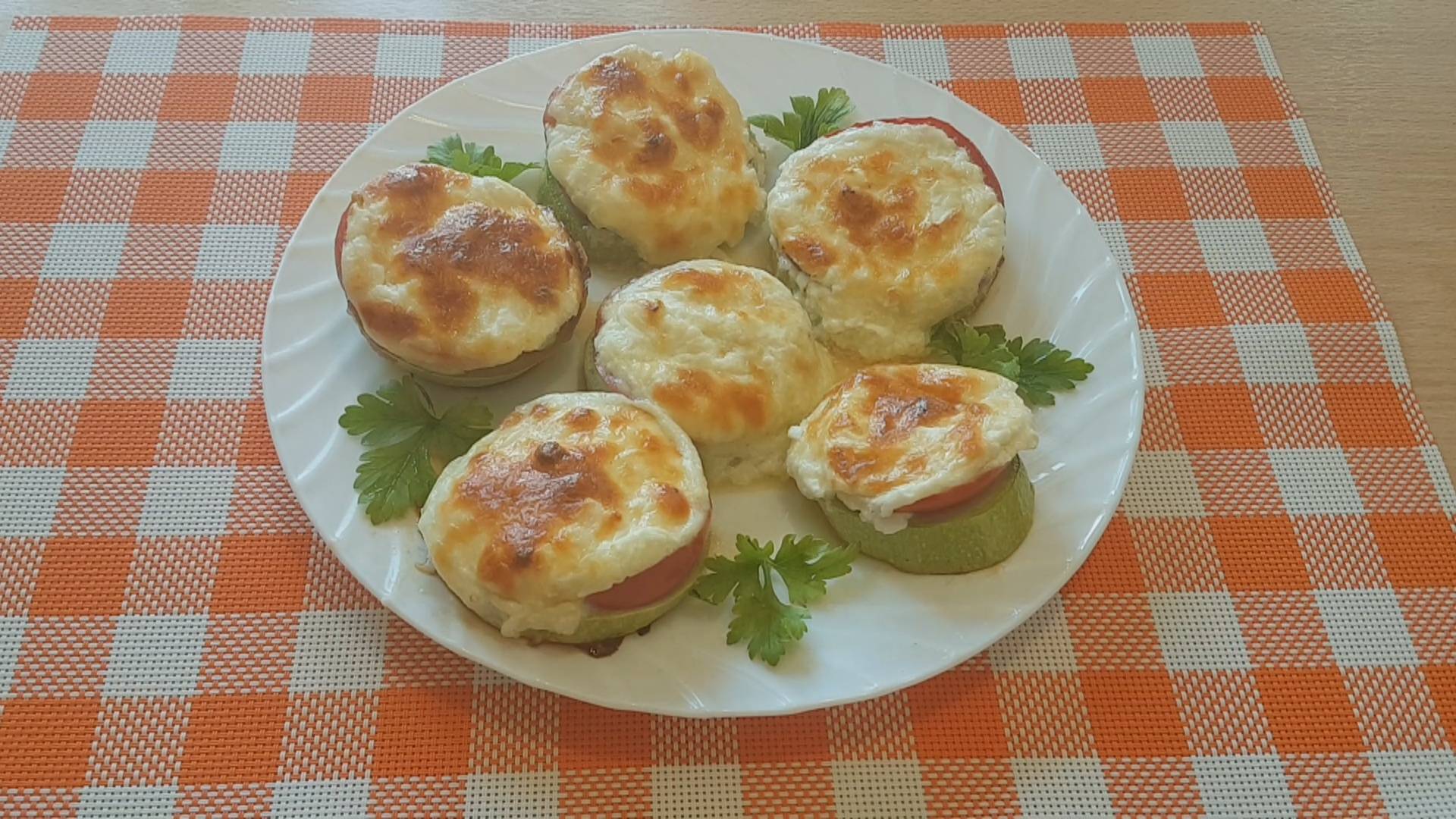 Кабочки в духовке с сыром. Мой рецепт!!! Советую приготовить!!! смотреть онлайн