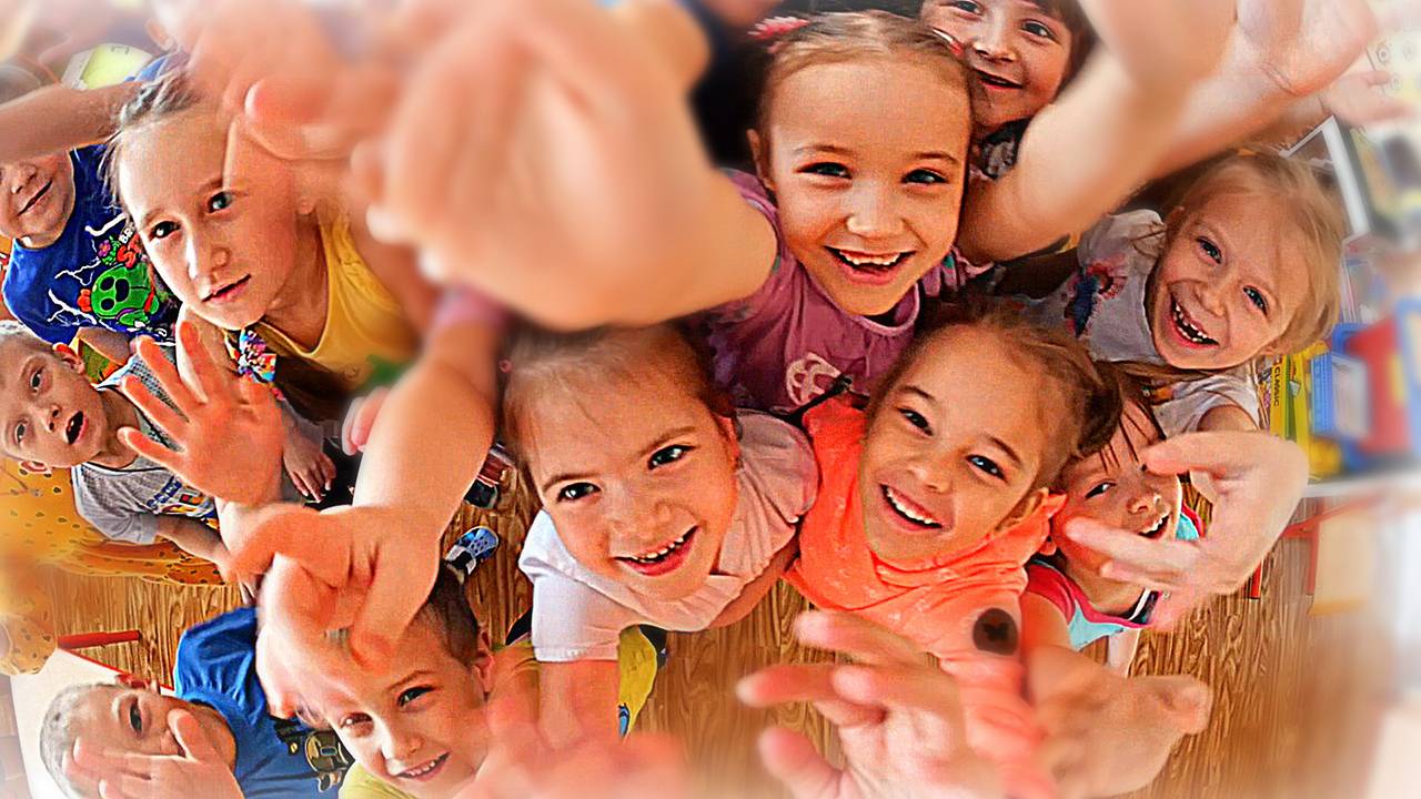 Выпускники в деле!!! смотреть онлайн