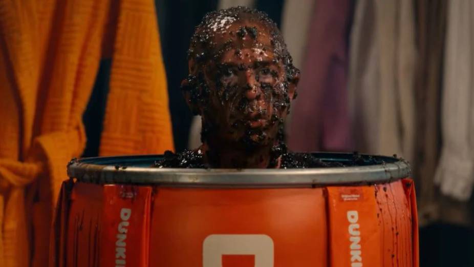 Звезда «Наследников» погрузился в кофейные зерна, чтобы найти персонажа для рекламы Dunkin’